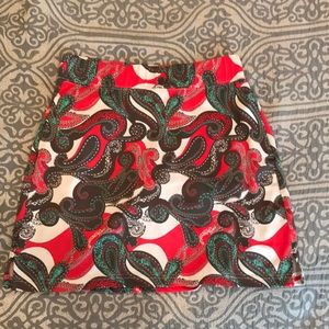 Gorgeous print on this golf skirt